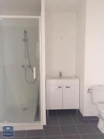 Appartement à louer 1 pièce 31.87m² Meyzieu (69330)
