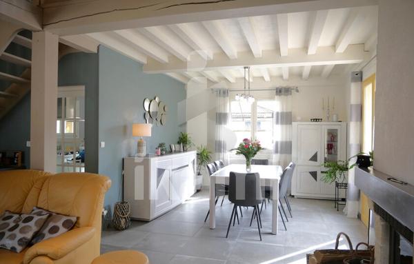 Charmante villa de 189 m2 avec piscine à Saint-Nazaire-en-Royans, proche Romans-sur-Isere et Saint-Marcellin