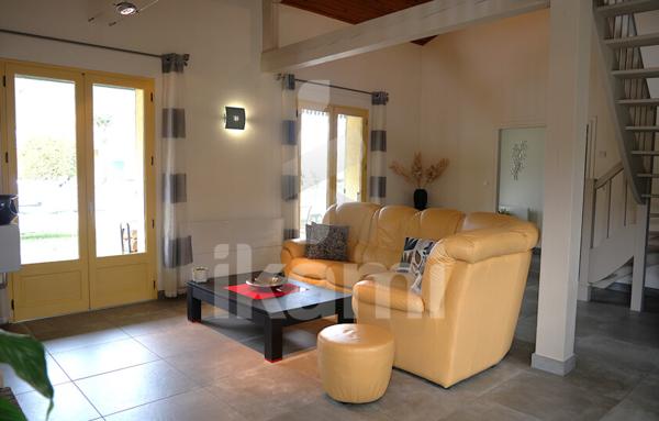 Charmante villa de 189 m2 avec piscine à Saint-Nazaire-en-Royans, proche Romans-sur-Isere et Saint-Marcellin