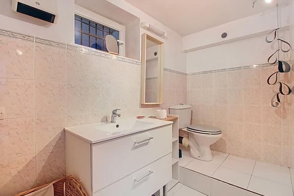 Maison familiale T7 de 210 m² avec vue panoramique sur l'étang , piscine hors-sol sur Vitrolles Nord