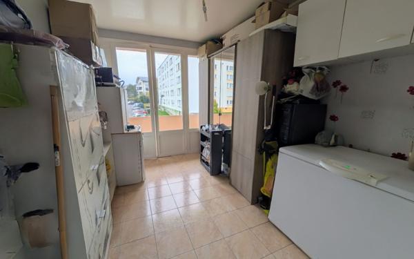 Appartement à vendre    3 pièces • 66 m2 Saint-Quentin