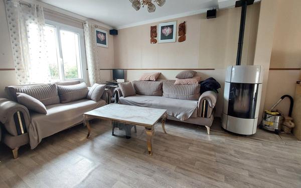 Maison à vendre    6 pièces • 111,43 m2 Normanville