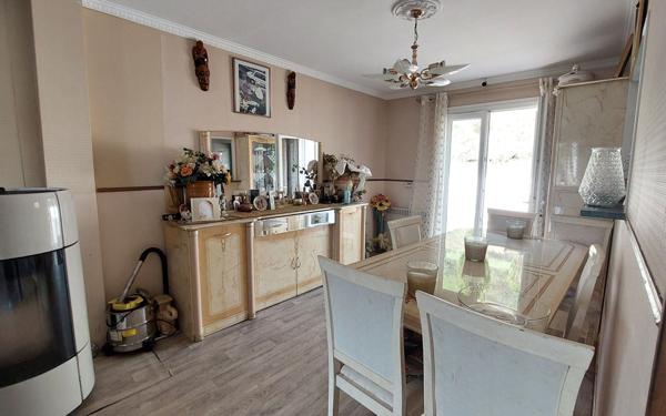 Maison à vendre    6 pièces • 111,43 m2 Normanville