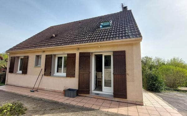 Maison à vendre    6 pièces • 111,43 m2 Normanville