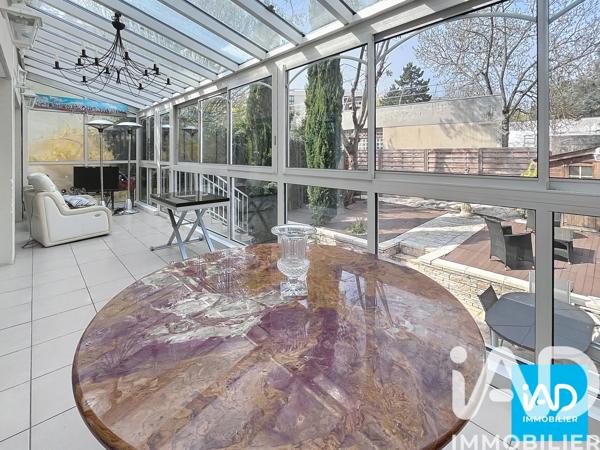Maison à vendre 7 pièces 240,3 m² Le Chesnay-Rocquencourt