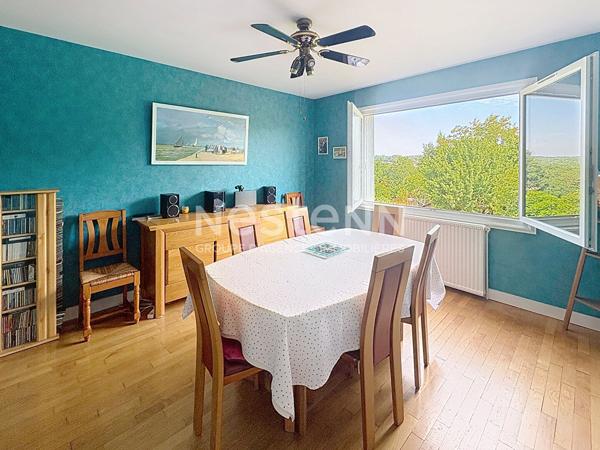 Maison Limoges, quartier Roussillon, 6 pièce(s) 147 m2, 4 chambres, 2 SDB, jardin