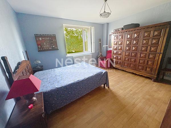 Maison Limoges, quartier Roussillon, 6 pièce(s) 147 m2, 4 chambres, 2 SDB, jardin