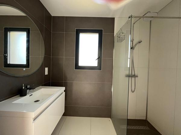 Maison Montreuil Juigne