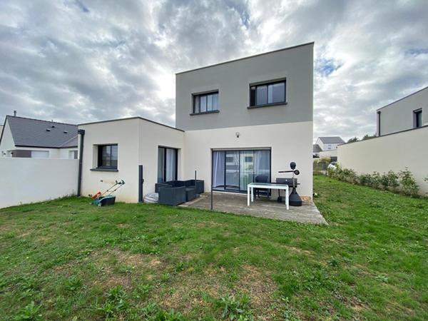 Maison Montreuil Juigne