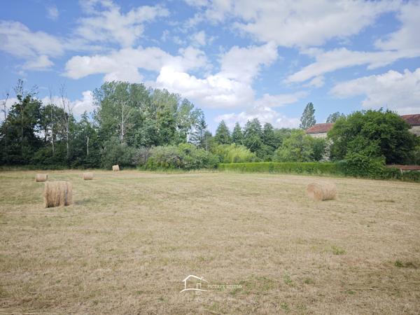 TERRAIN CONSTRUCTIBLE Lezay (79120)
