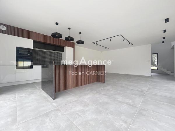 Maison à MURS-ERIGNE, 49610 - 6 pièces 142m²