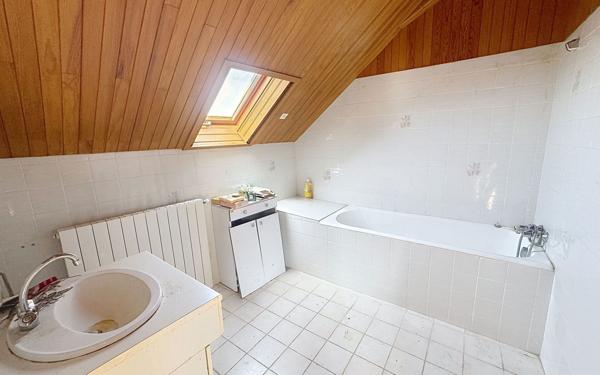 Maison à vendre    6 pièces •  Jurançon