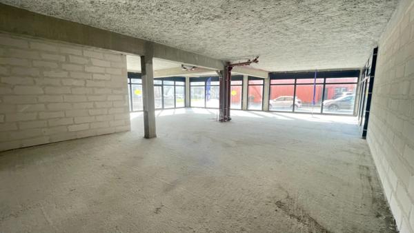 Local de 170 m² LOUDEAC (22)