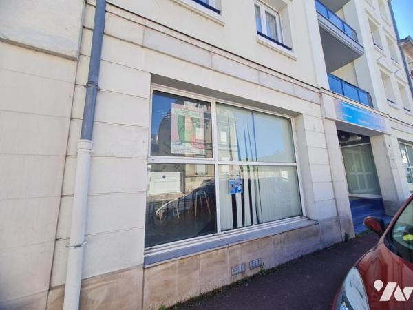 ENSEMBLE IMMOBILIER LOUÉ - A VENDRE - CENTRE VILLE VENDOME ( 41100) 