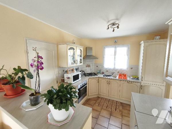 Oraison – Villa plain-pied 87 m² • 3 chambres • Piscine • Terrain 758 m²