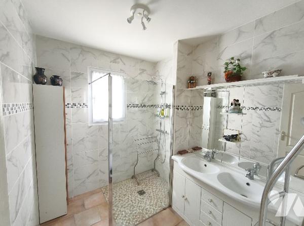 Oraison – Villa plain-pied 87 m² • 3 chambres • Piscine • Terrain 758 m²