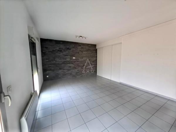Location Local commercial Lourdes
