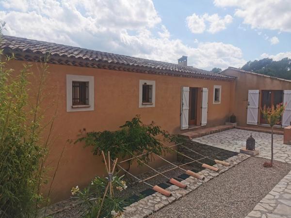 VILLA LORGUES DE 236M² SUPERBE ENVIRONNEMENT
