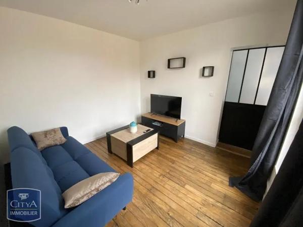Appartement à louer 2 pièces 41.57m² Charleville-Mézières (08000)