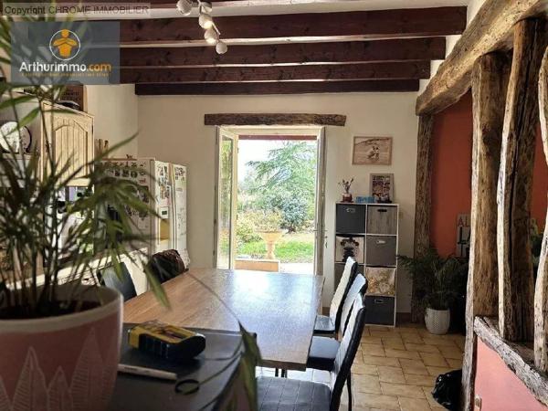 Vente                                                      Maison
                        
                     5 pièces                      102 m2                     à Gontaud-de-Nogaret