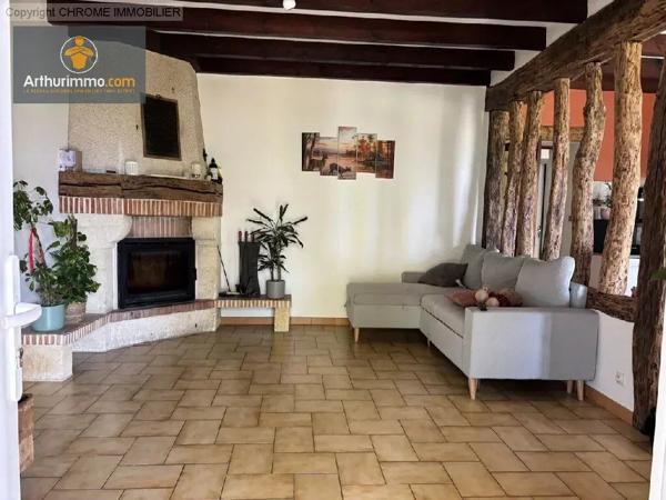 Vente                                                      Maison
                        
                     5 pièces                      102 m2                     à Gontaud-de-Nogaret