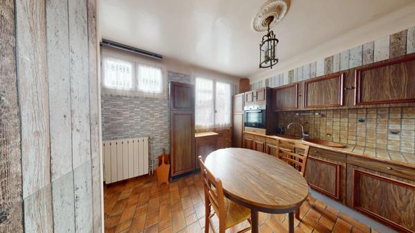 À découvrir : beau 2 pièces de 61.30 m² à fort potentiel d'aménagement