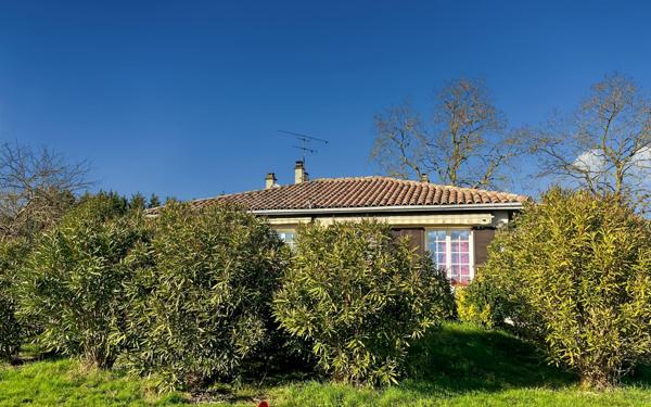 Maison à vendre    3 pièces •  Castelsarrasin