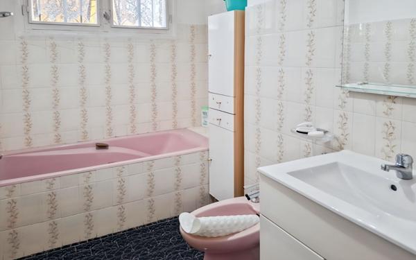 Maison à vendre    3 pièces •  Castelsarrasin