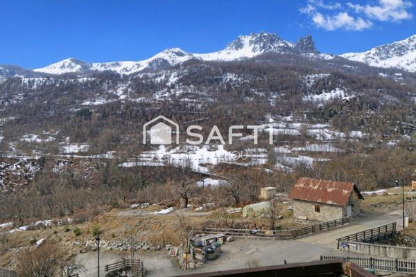 Au coeur du village, un potentiel rare vous attend!!