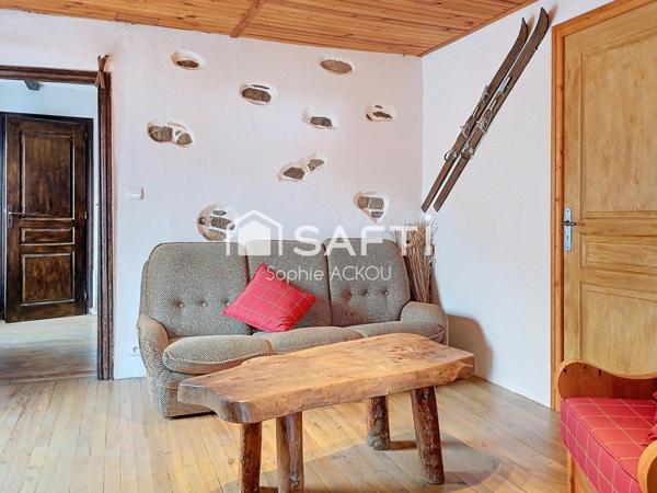 Au coeur du village, un potentiel rare vous attend!!