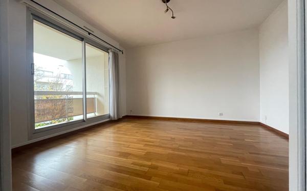 Appartement à louer    2 pièces • 85,35 m2 Le Perreux-sur-Marne