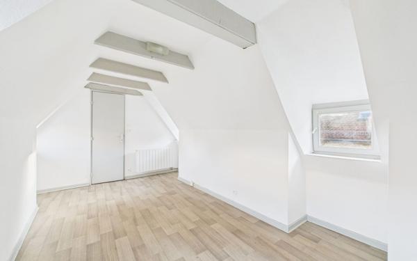 Appartement à louer    1 pièce •  Strasbourg