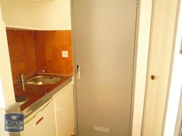 Appartement à louer 1 pièce 18.74m² Nîmes (30000)