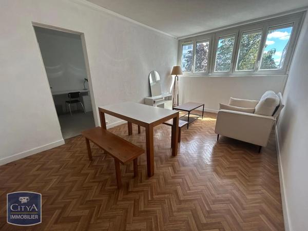 Appartement à louer 4 pièces 66.53m² Le Mans (72000)