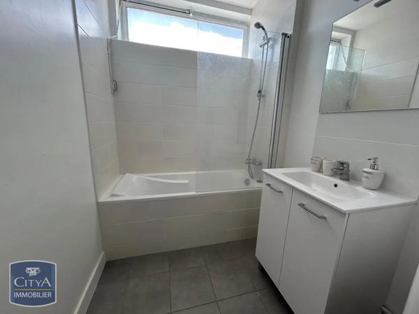 Appartement à louer 4 pièces 66.53m² Le Mans (72000)
