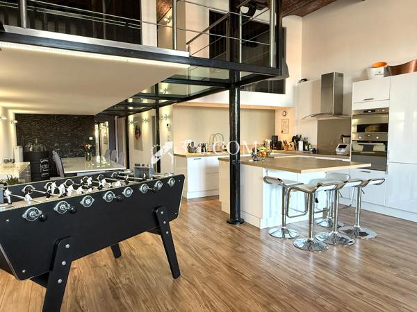 Loft 4 pièce(s) 3 chambre(s) 133 m²