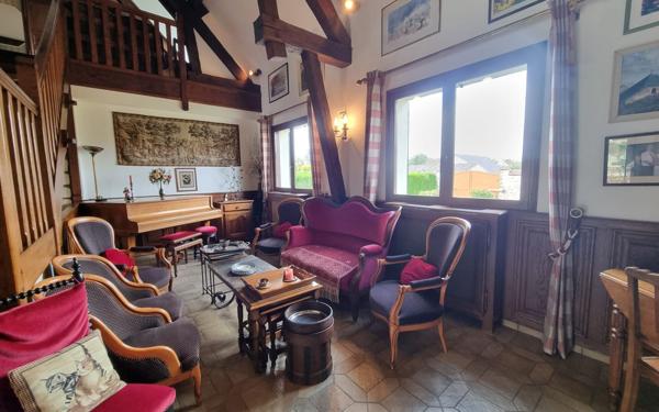 Maison à vendre    8 pièces • 221 m2 Trilport