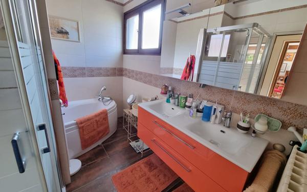 Maison à vendre    8 pièces • 221 m2 Trilport