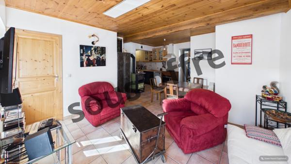 Maison à vendre 5 pièces  (05)