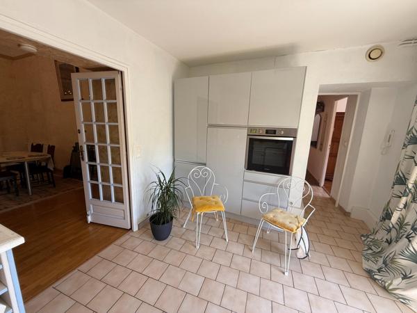 Appartement à NARBONNE, 11100 - 4 pièces 125m²