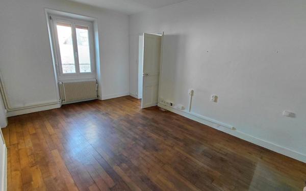 Maison à vendre    4 pièces •  Dordives