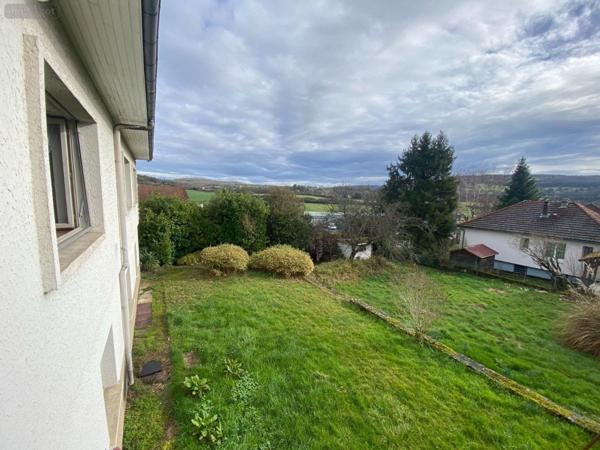 Maison individuelle à vendre à Vesoul en Haute-Saône (70000), ref : 70003-194