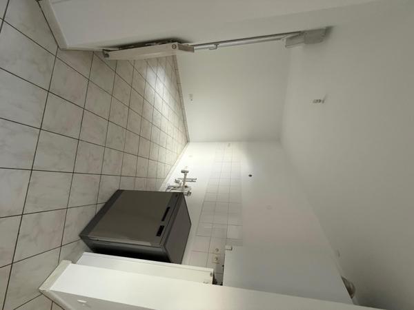 Appartement F3 spacieux et lumineux refait à neuf avec garage