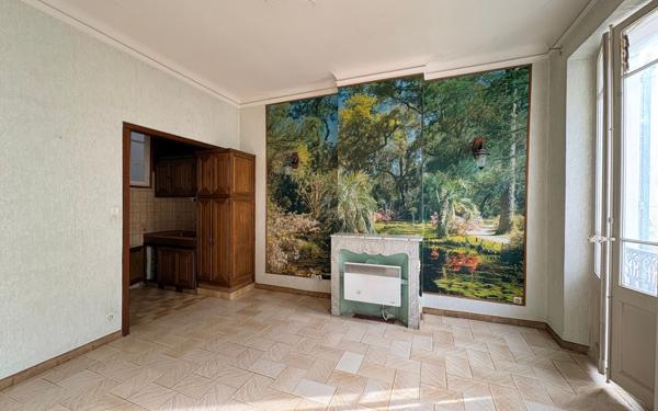 Appartement à vendre    2 pièces • 45 m2 Toulon