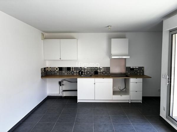 Saint Julien/ Caillols - 3 pièces 58 m2 - Balcon vue collines