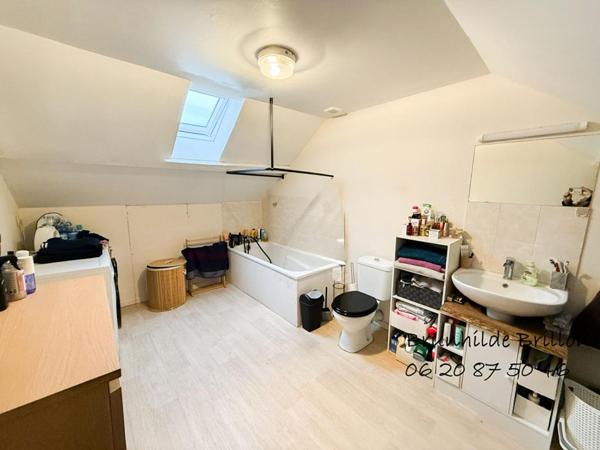 Liévin, appartement  duplex , 1 chambre, stationnement