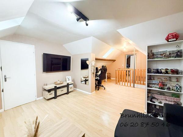 Liévin, appartement  duplex , 1 chambre, stationnement