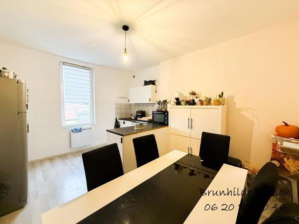 Liévin, appartement  duplex , 1 chambre, stationnement