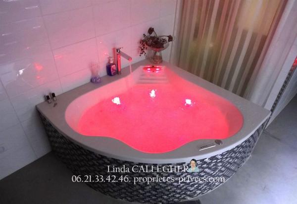 Villa  5 pièce(s) 222 m2