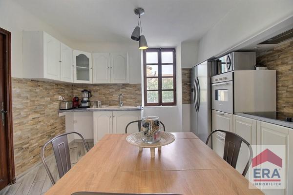 Maison Barbentane 4 pièces - 77m² - 3 chambres - Cour